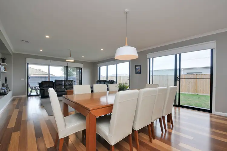 Fifth view of Homely house listing, 19 Collingwood Drive, Trafalgar VIC 3824