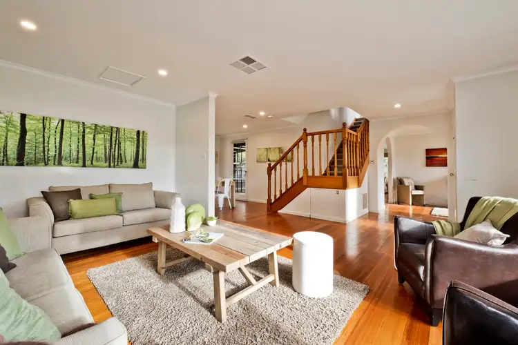 Third view of Homely house listing, 3 Townsend Court, Lalor VIC 3075