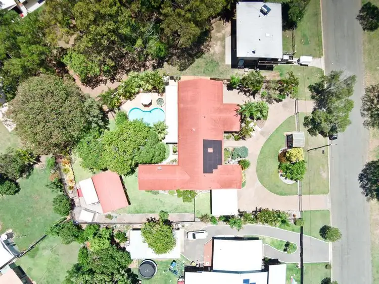 Second view of Homely house listing, 17 Flinders Street, Point Vernon QLD 4655