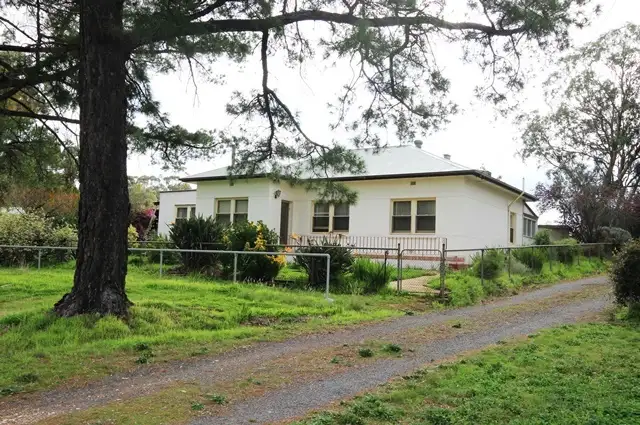 12 St Vincent Road, Watervale SA 5452