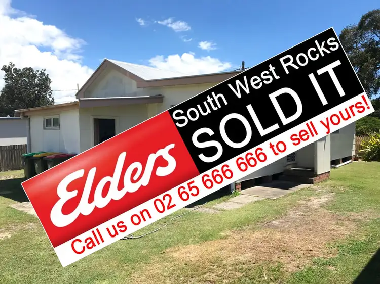 33 Creek St, Hat Head NSW 2440