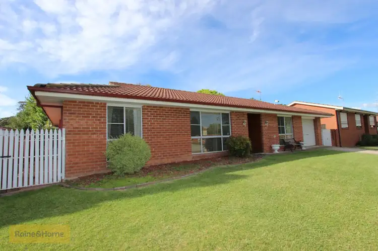 Main view of Homely house listing, 18 Patterson Place, Kelso NSW 2795