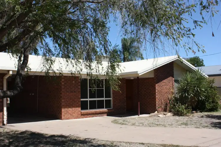 54 Braeside Road, Emerald QLD 4720