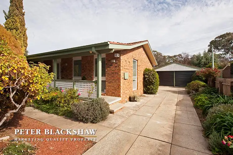 6 Crichton Crescent, Kambah ACT 2902