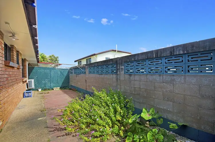 Seventh view of Homely unit listing, 2/26 Lowth Street, Rosslea QLD 4812