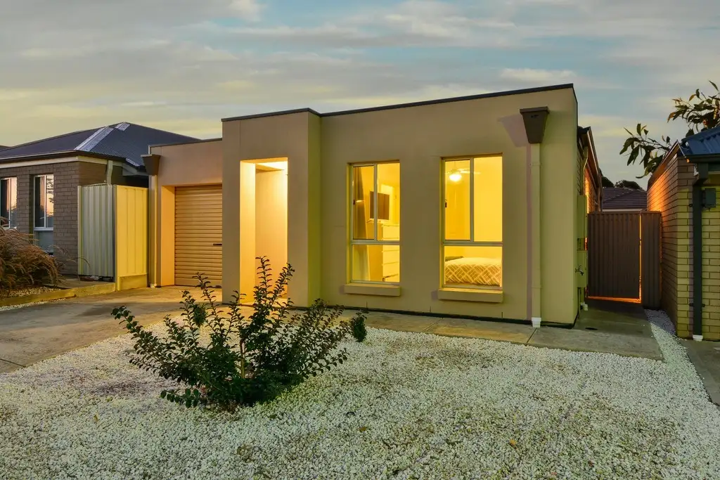 Main view of Homely house listing, 2 Karen Court, Morphett Vale SA 5162