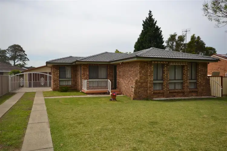 64 Lyndhurst Drive, Bomaderry NSW 2541