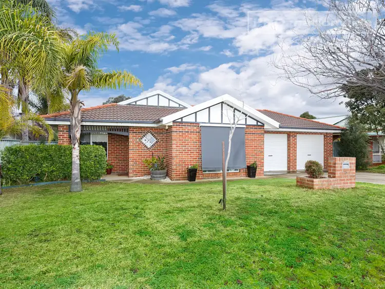 5 Jarrah Place, Glenfield Park NSW 2650