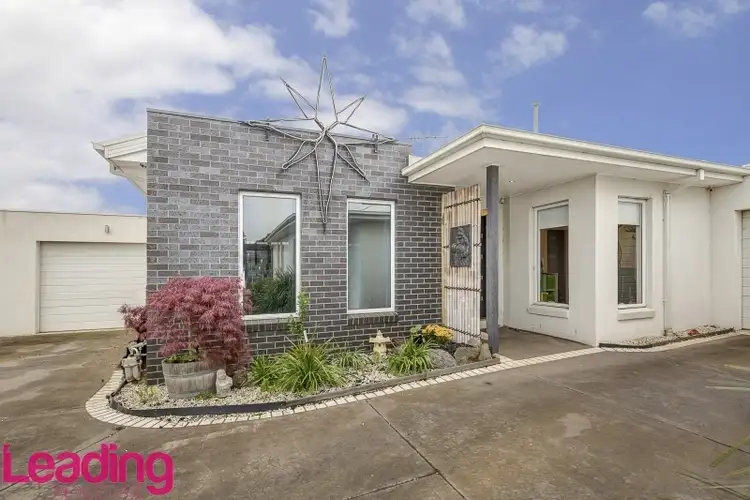 Unit 2/13-15 Logan Court, Sunbury VIC 3429