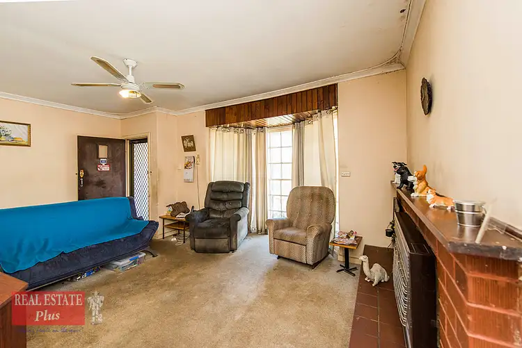 Fifth view of Homely house listing, 7 Avon Crescent, Viveash WA 6056