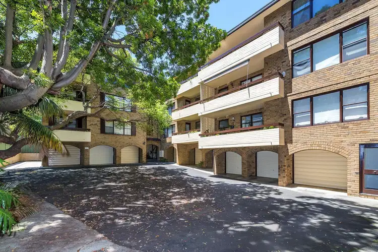 2/49 Charlotte Street, Ashfield NSW 2131