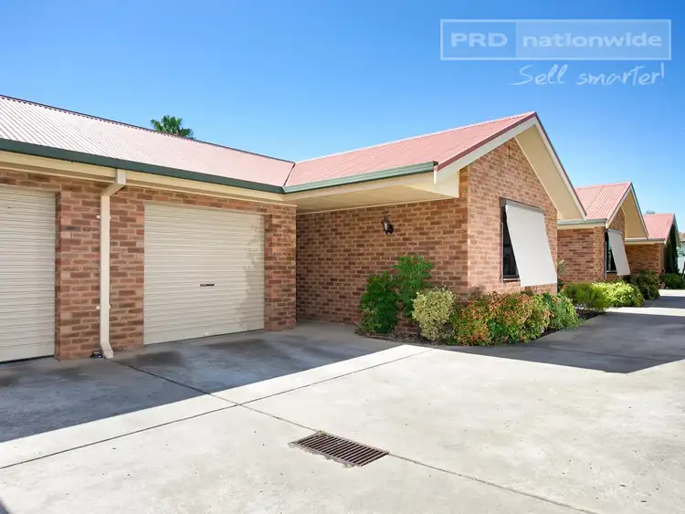 Main view of Homely unit listing, 2/96 Crampton Street, Wagga Wagga NSW 2650