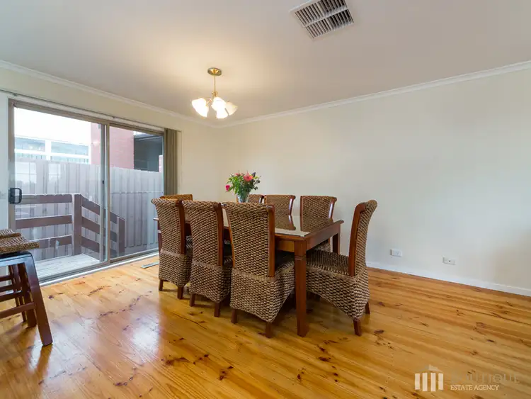 Third view of Homely villa listing, 2/11 LAMBERT COURT, Endeavour Hills VIC 3802