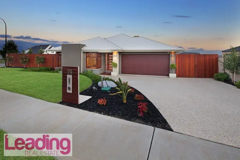 Main view of Homely house listing, 19 Roseberry Avenue, Sunbury VIC 3429