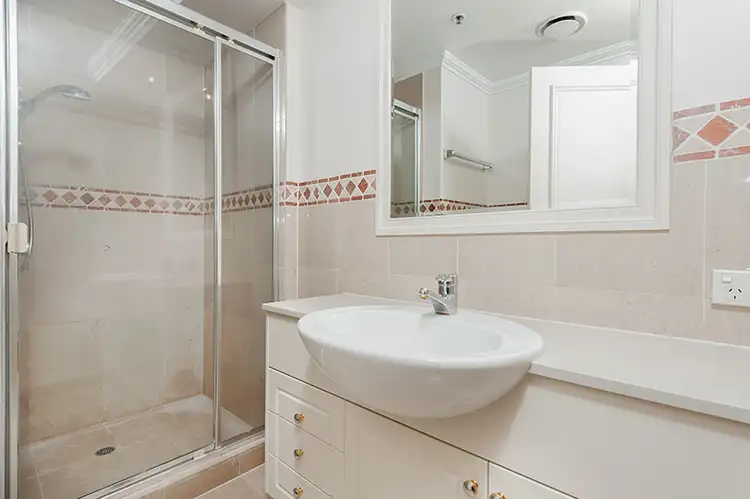 Sixth view of Homely apartment listing, 2/32 Macrossan Street, Brisbane City QLD 4000
