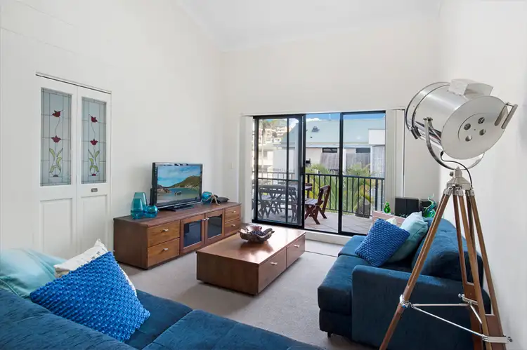 Third view of Homely apartment listing, 10/15 Oaks Avenue, Dee Why NSW 2099
