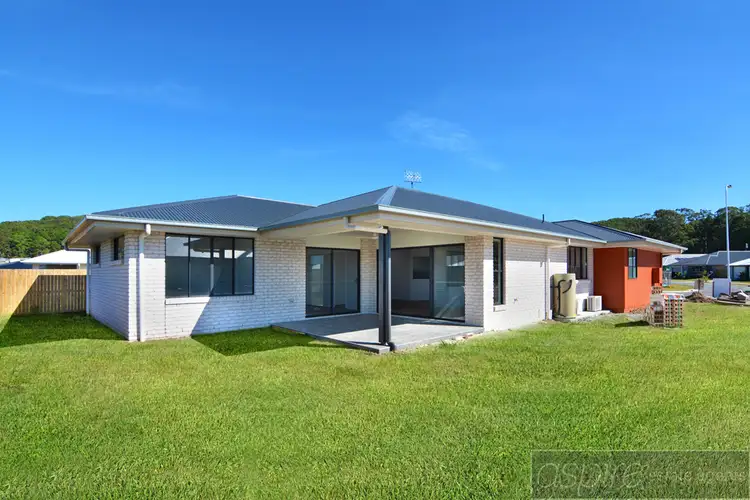 15 GREBE CRESCENT, Bli Bli QLD 4560