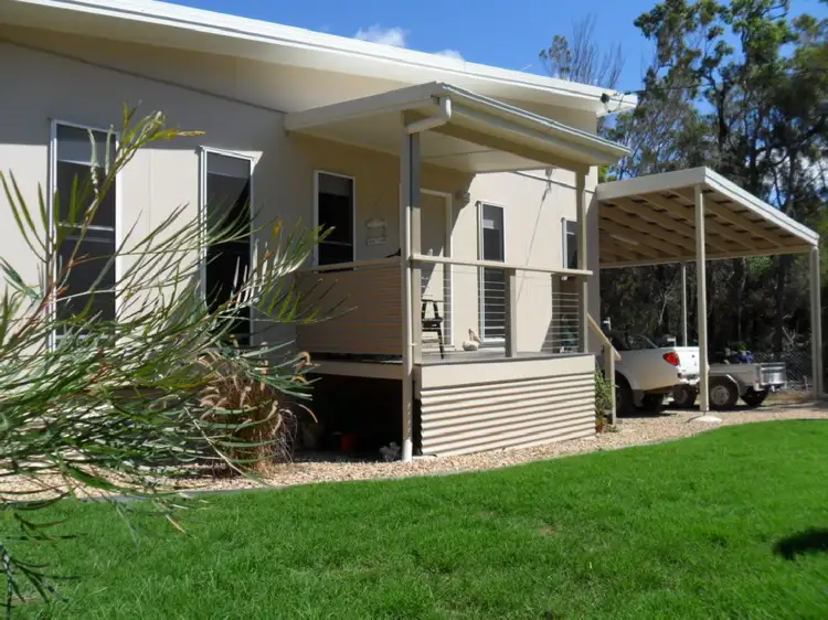 14 LEANNE ST, Macleay Island QLD 4184