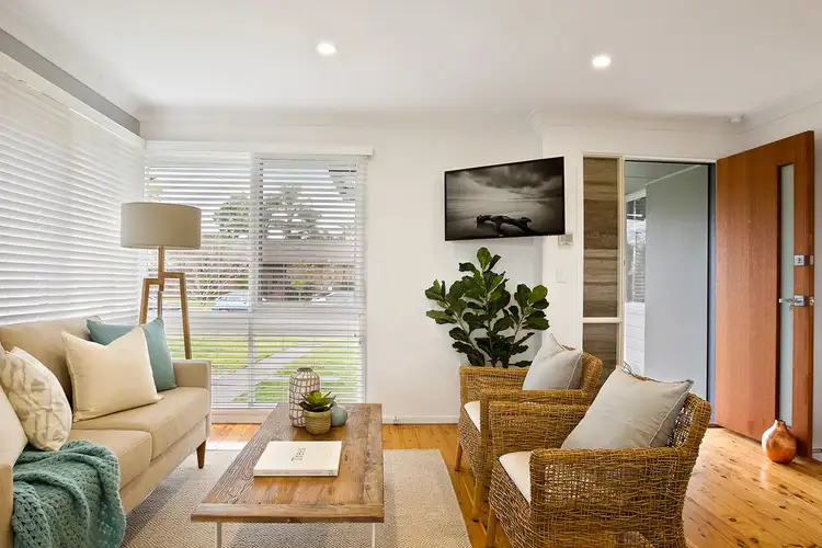 Fourth view of Homely house listing, 37 Woodlawn Drive, Toongabbie NSW 2146
