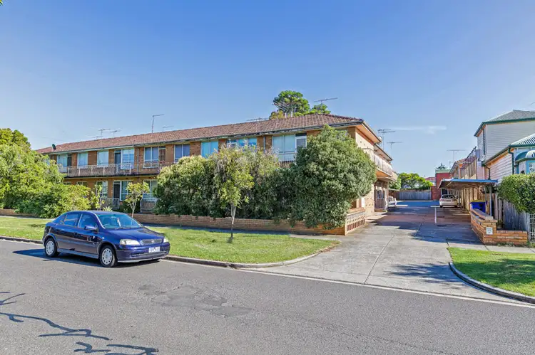 12/57 Kingsville Street, Kingsville VIC 3012