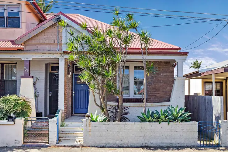27 Fanning Street, Tempe NSW 2044