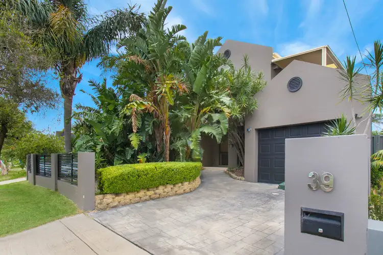 Second view of Homely semi-detached listing, 39 Dwyer Avenue, Little Bay NSW 2036