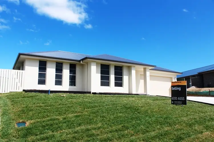 4 Phillip Street, Llanarth NSW 2795