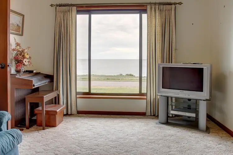 Sixth view of Homely house listing, 9 O'Shanahan Drive, Louth Bay SA 5607