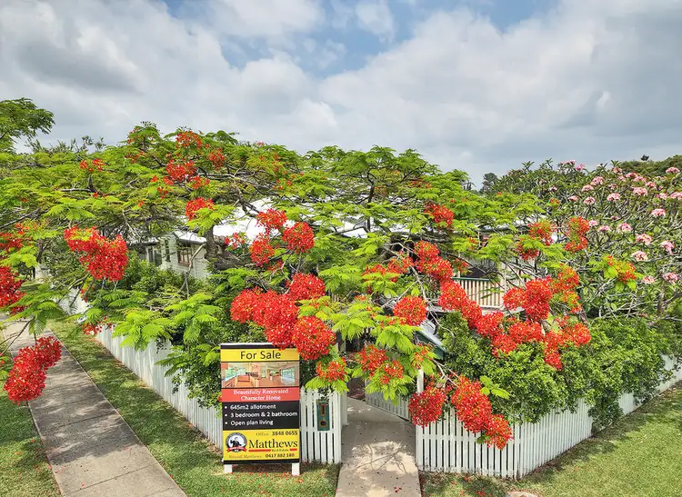 Second view of Homely house listing, 15 Cross Street, Fairfield QLD 4103