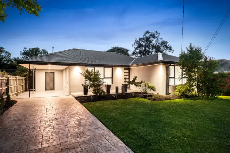 11 Melton Grove, Croydon VIC 3136