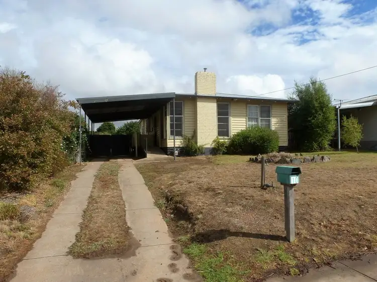 10 Churchill Avenue, Ararat VIC 3377