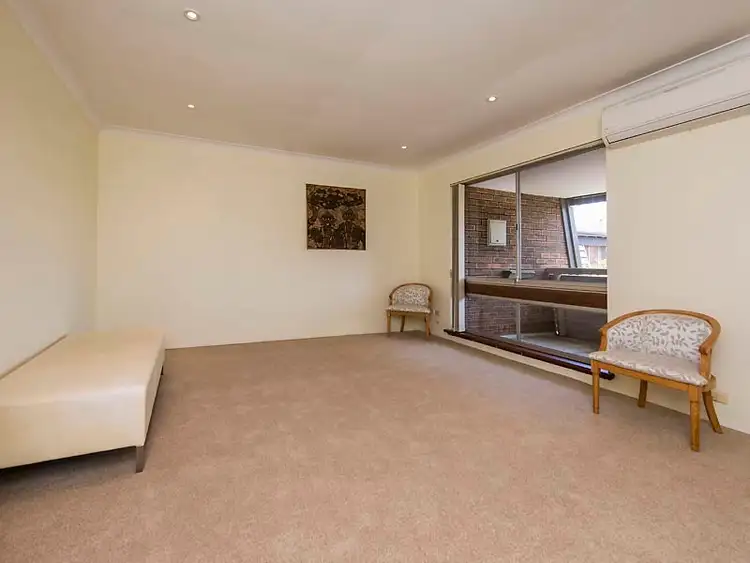 Fifth view of Homely apartment listing, 18/10 Gardner St, Como WA 6152