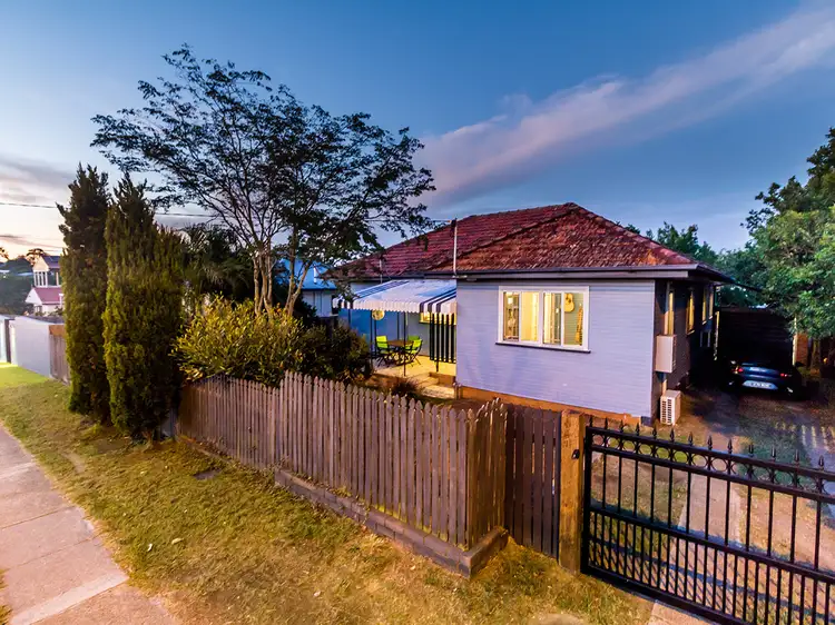 290 Stanley Road, Carina QLD 4152