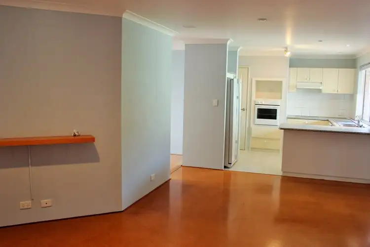 Sixth view of Homely house listing, 6 The Broadview, Landsdale WA 6065