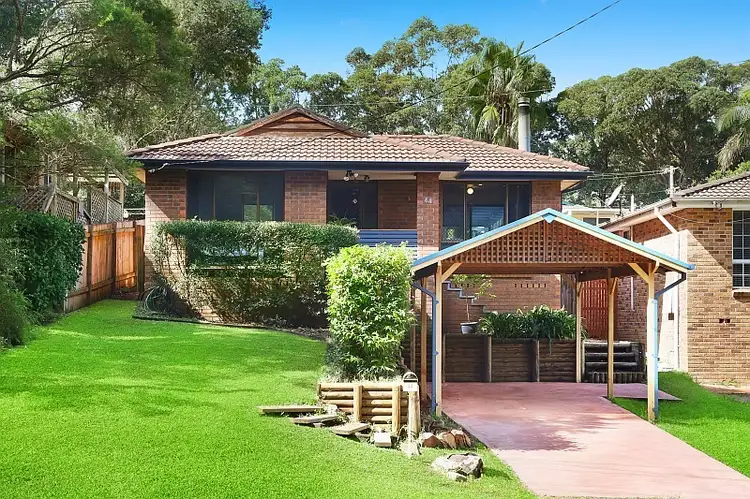 44 Clarence Road, Springfield NSW 2250