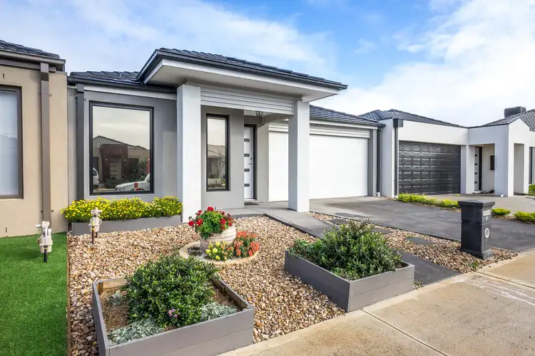 Second view of Homely house listing, 21 Berowa Street, Tarneit VIC 3029