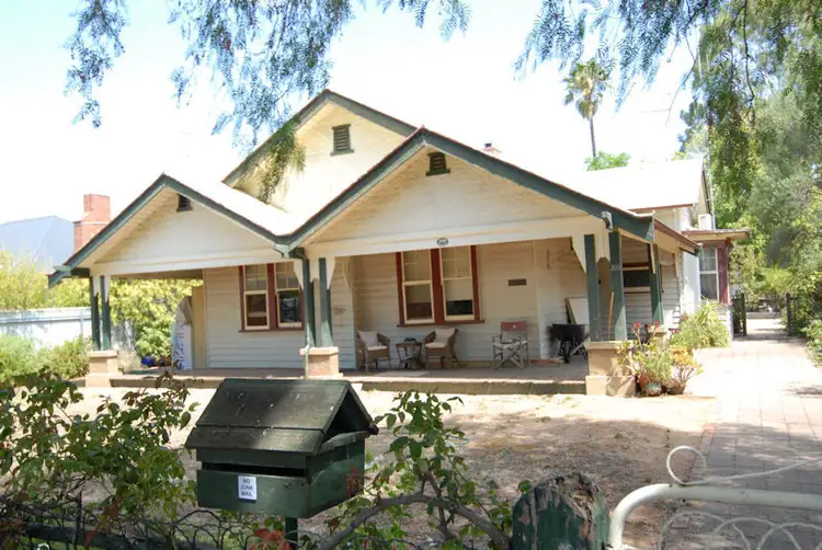300 WICK STREET, Deniliquin NSW 2710