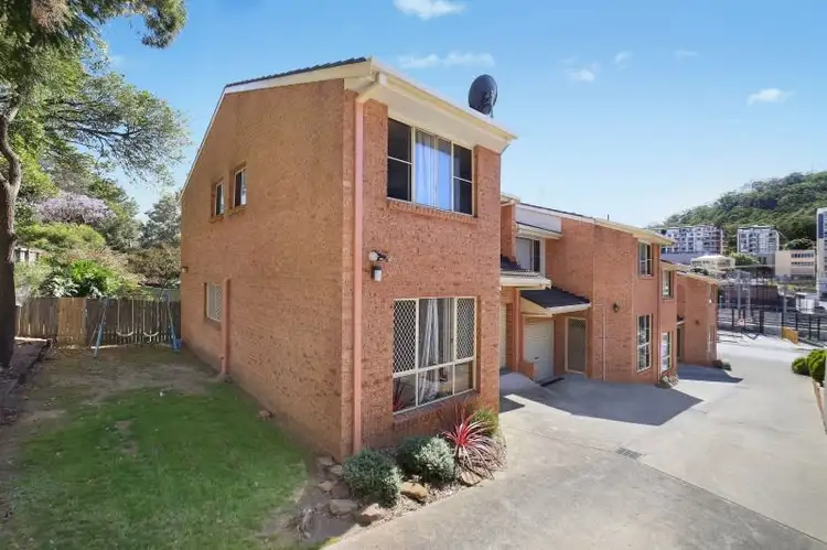 4/56 Showground Road, Gosford NSW 2250