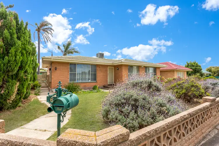 6 Silicate Ave, Taperoo SA 5017