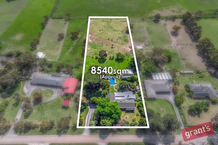 17 Jacques Road, Narre Warren North VIC 3804