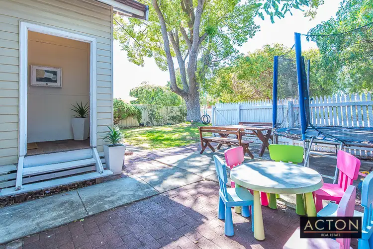 Fourth view of Homely house listing, 19 Rivett Way, Brentwood WA 6153
