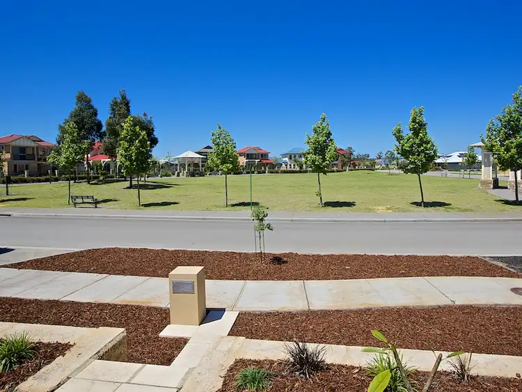 Second view of Homely house listing, 5 Amethyst Parkway, Aveley WA 6069