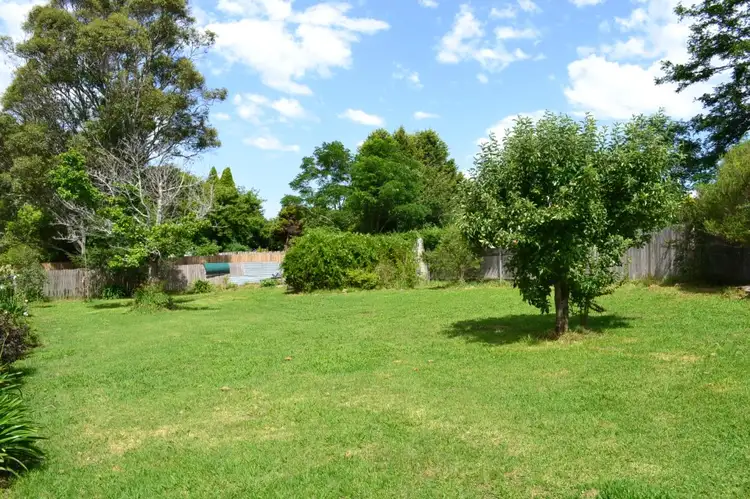 Second view of Homely house listing, 8 Yarrawa Rd, Moss Vale NSW 2577