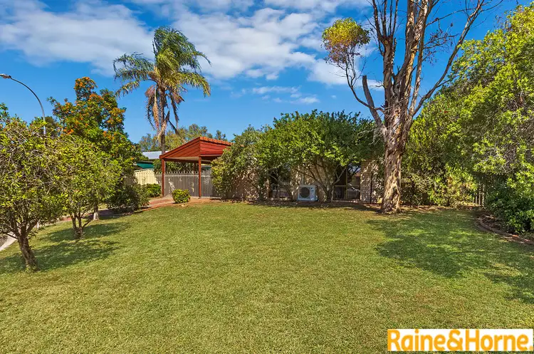 33 Mullumbimby Close, Tamworth NSW 2340