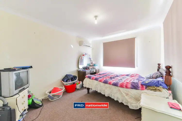 Third view of Homely semi-detached listing, 6 Martin Street, Tamworth NSW 2340