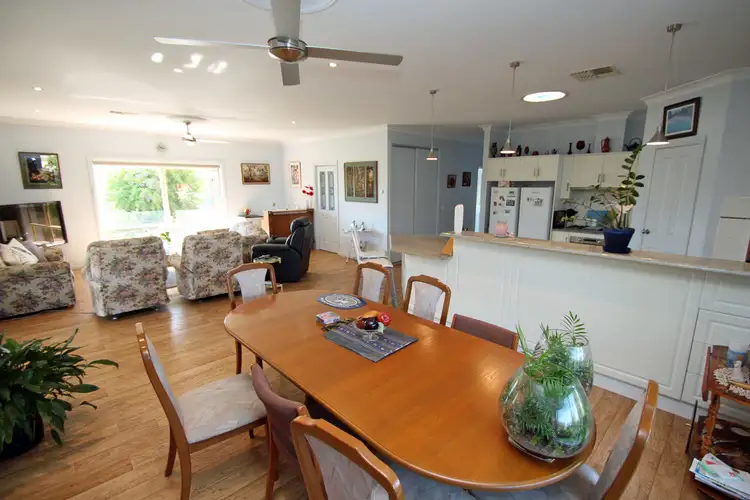 Sixth view of Homely house listing, 2 Scarborough Court, Renmark SA 5341