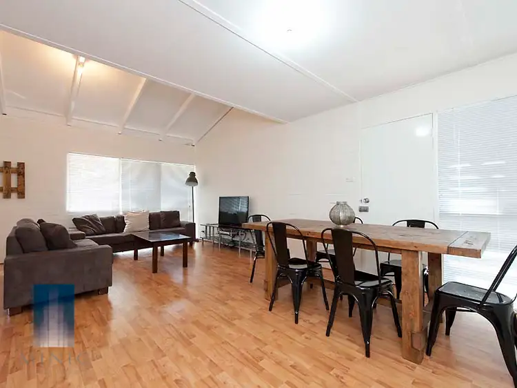 3 Chamberlain Road, Rivervale WA 6103