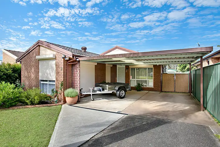 3 Dalkeith Place, St Helens Park NSW 2560