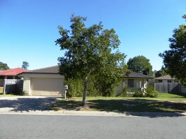 33 Dellwood Circuit, Molendinar QLD 4214