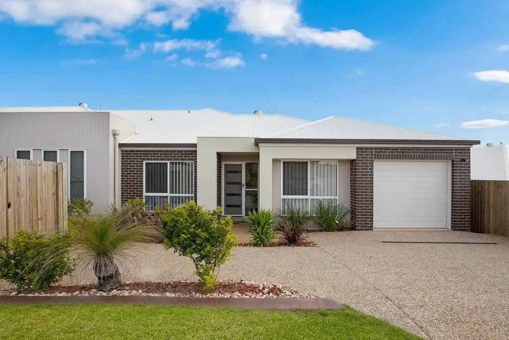 Main view of Homely unit listing, 1/2 Coverack Street, Kleinton QLD 4352